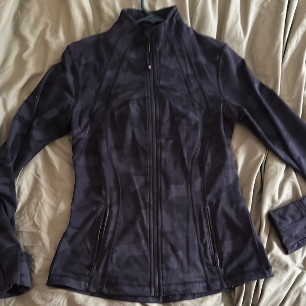 Women's Lululemon Black camo align Jacket